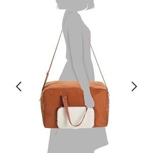 New DSW bag see measurements in the pictures.